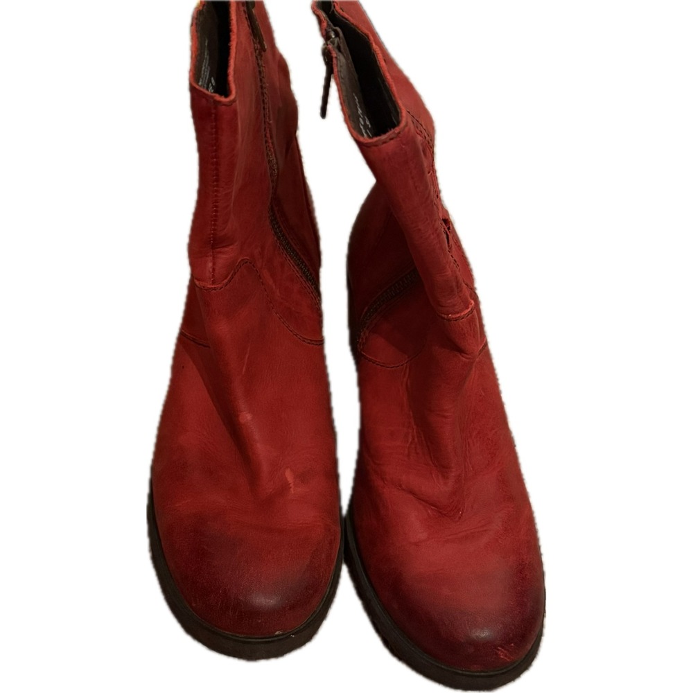 Born Red Size 8 Leather Western Ankle Boot Zip Round Toe Women Festival Cowgirl - Picture 3 of 9